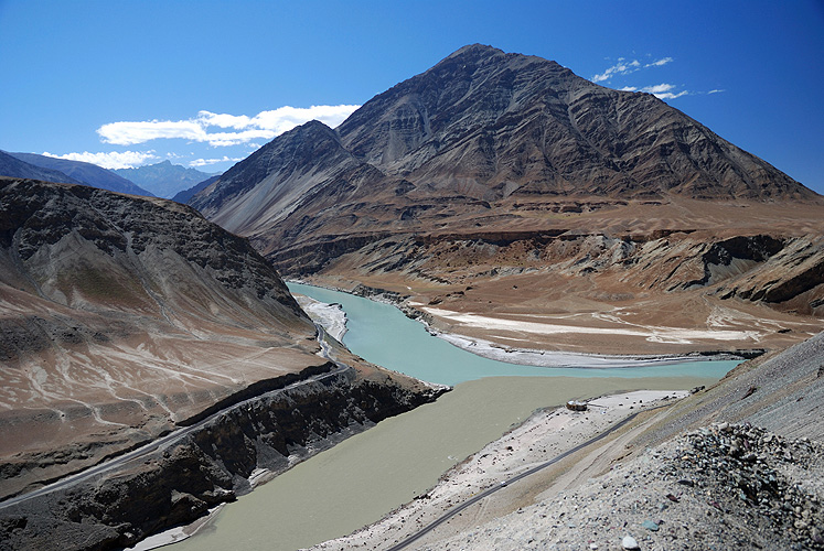 Mndung des Zanskar-Flusses in den Indus