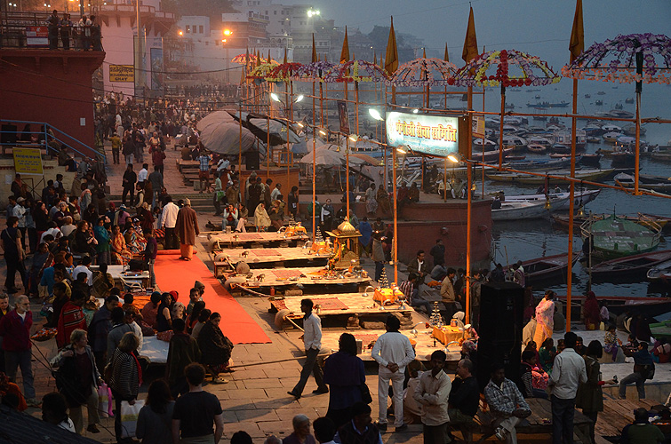  Vorbereitung fr das Ritual zur Verehrung des Ganges