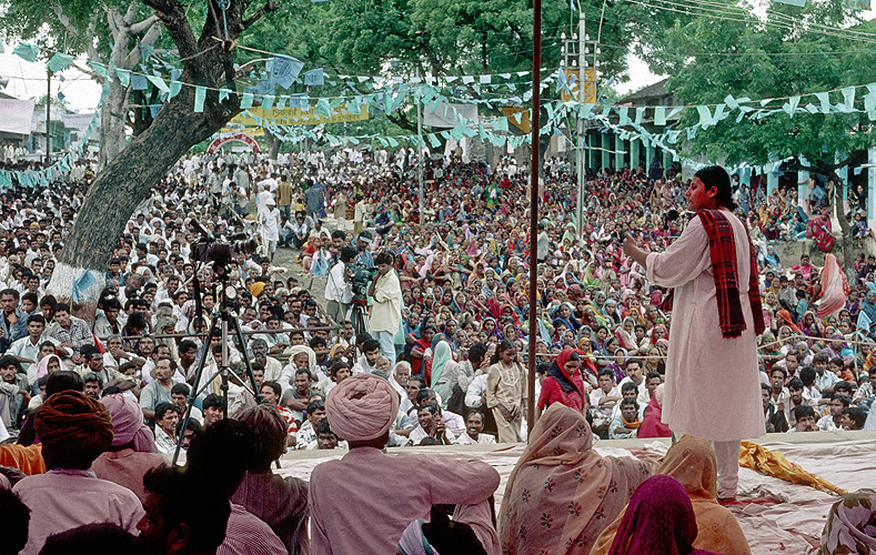 Protest gegen Staudammbauten im Tal des Narmada-Flusses