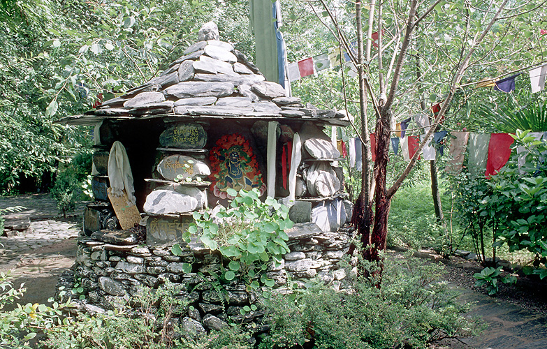 Chorten, kleiner Tempel in Dharamsala