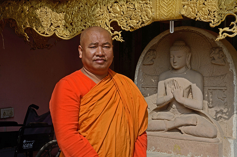 Bhikku Chalinda, Chef-Mnch von Bodh Gaya