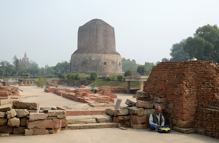 Der groe Stupa in Sarnath