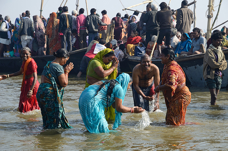 Heiliges Bad macht auch Spa, Kumbh Mela, Allahabad