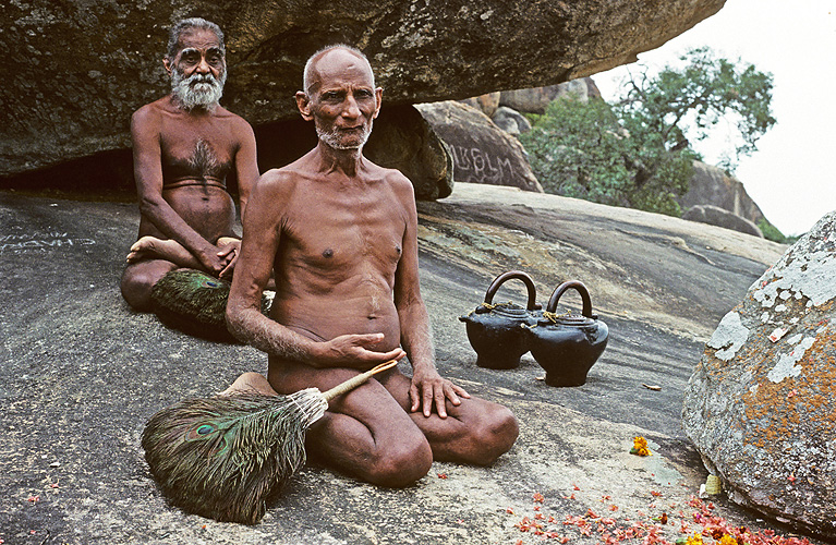 Nackte Jain-Mnche der Digambara-Sekte 