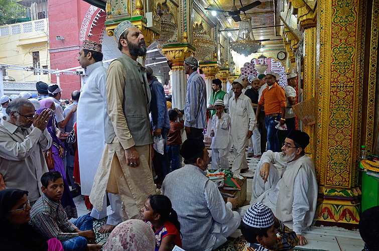 Mnner im Dargah des Nizamuddin, Delhi - Muslime 18